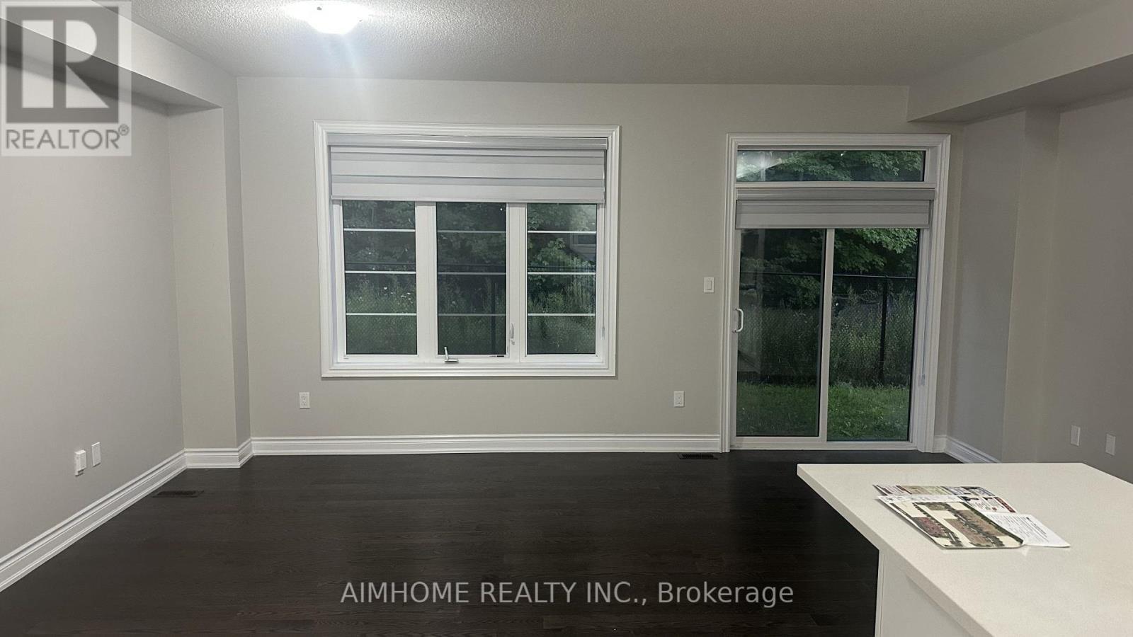 52 Liam Lane, Markham, ON - Indoor Photo Showing Other Room