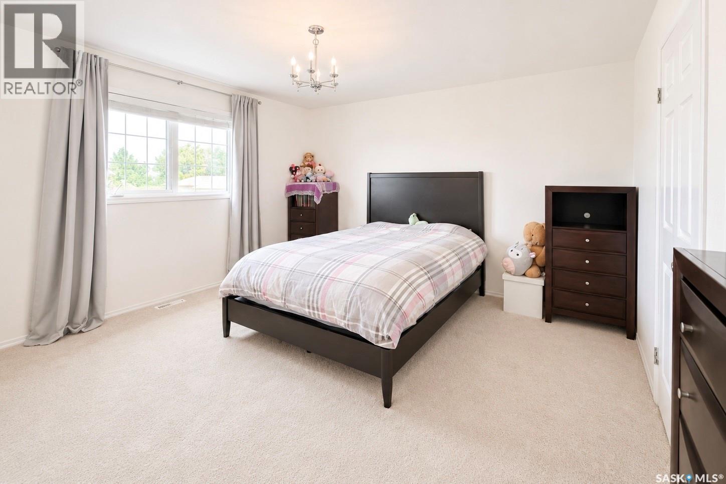 338 Stensrud Road, Saskatoon, SK - Indoor Photo Showing Bedroom