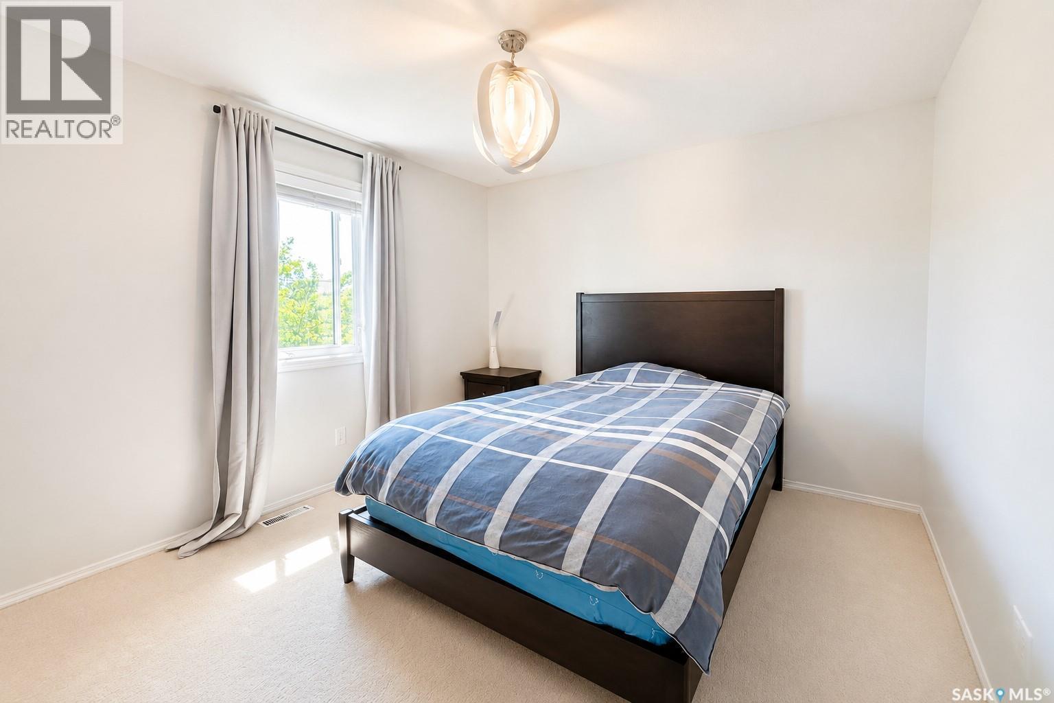 338 Stensrud Road, Saskatoon, SK - Indoor Photo Showing Bedroom