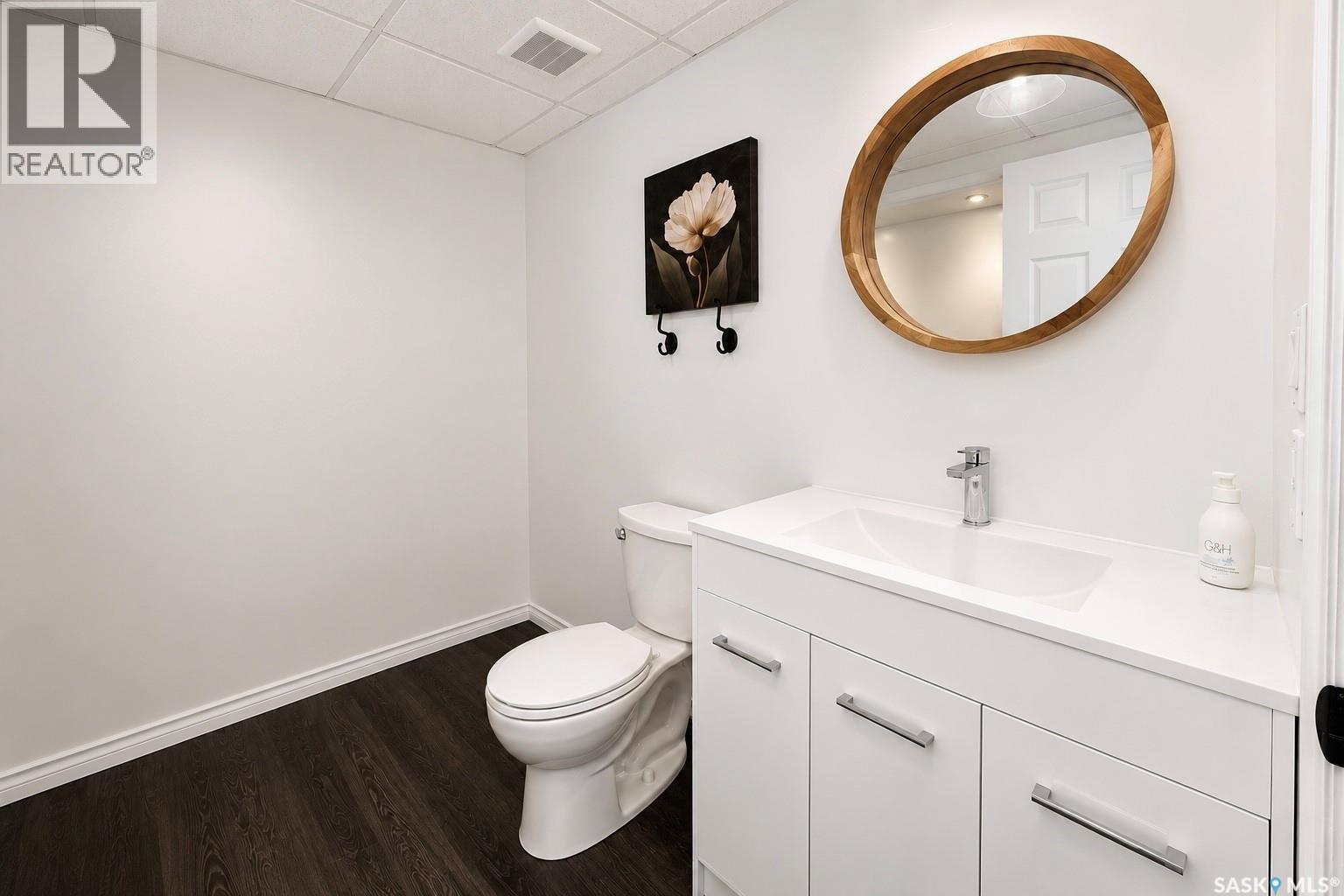 338 Stensrud Road, Saskatoon, SK - Indoor Photo Showing Bathroom