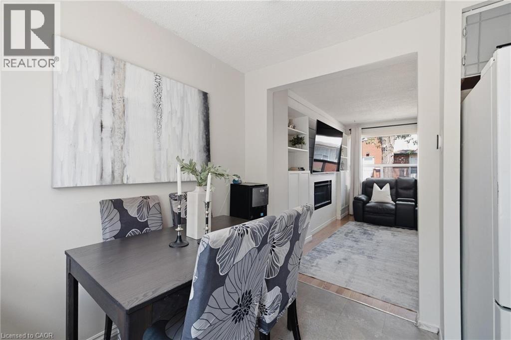 164 Jansen Avenue Unit# 11, Kitchener, ON - Indoor