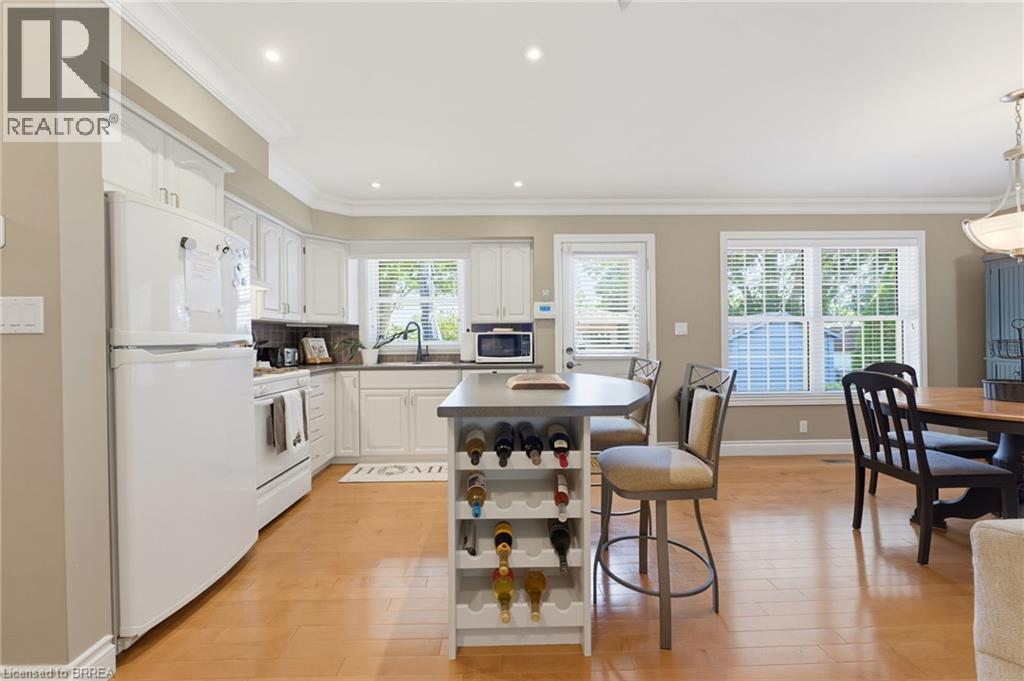 35 Varadi Avenue, Brantford, ON - Indoor