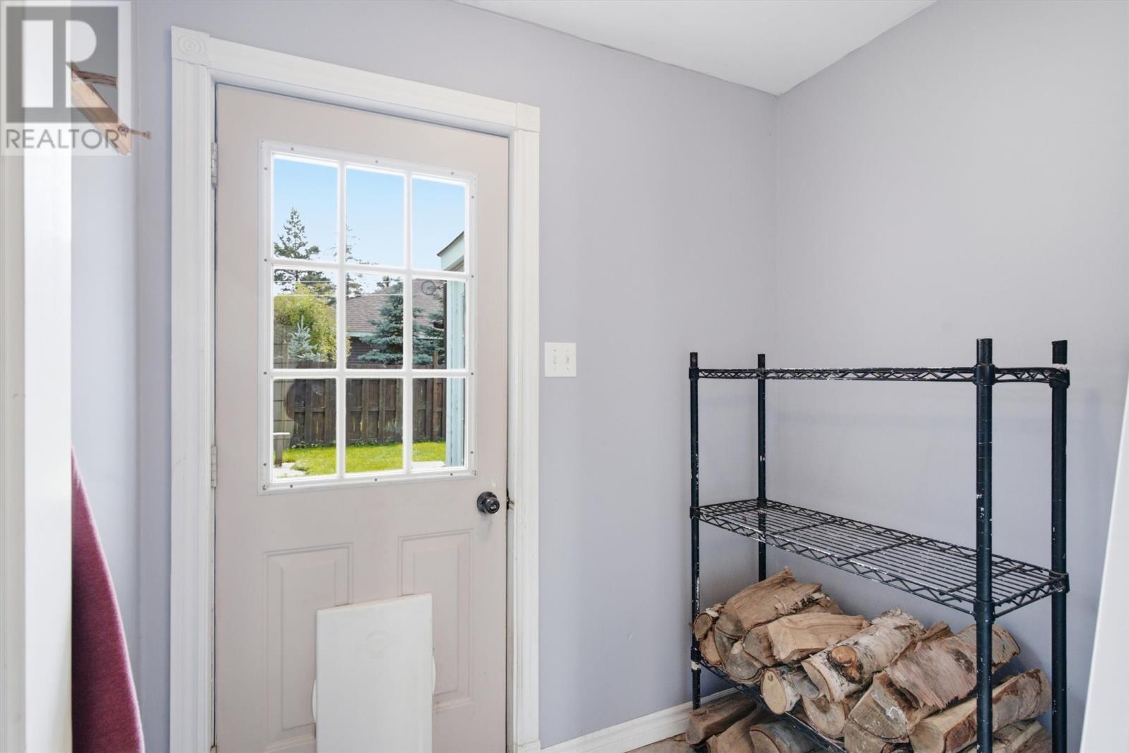 147 River Road, Appleton, NL - Indoor Photo Showing Other Room