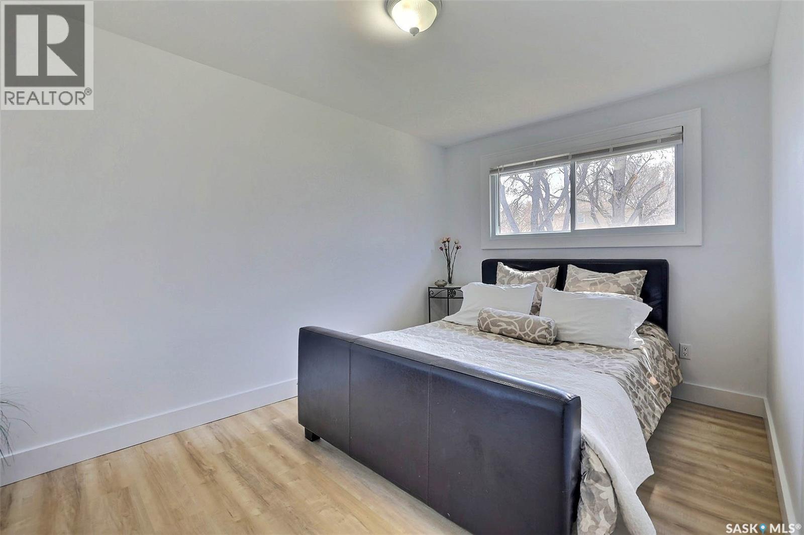 1409 Shannon Road, Regina, SK - Indoor Photo Showing Bedroom