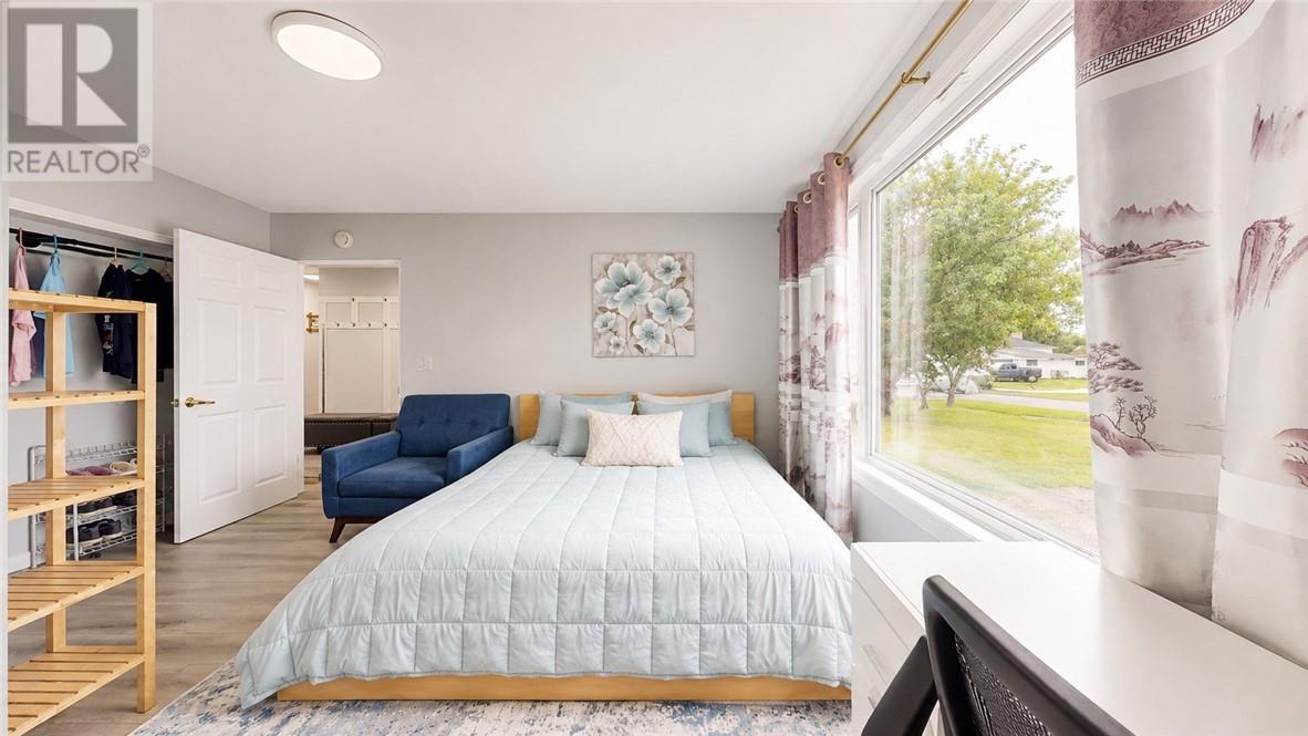 8 Blake, Little Current, ON - Indoor Photo Showing Bedroom