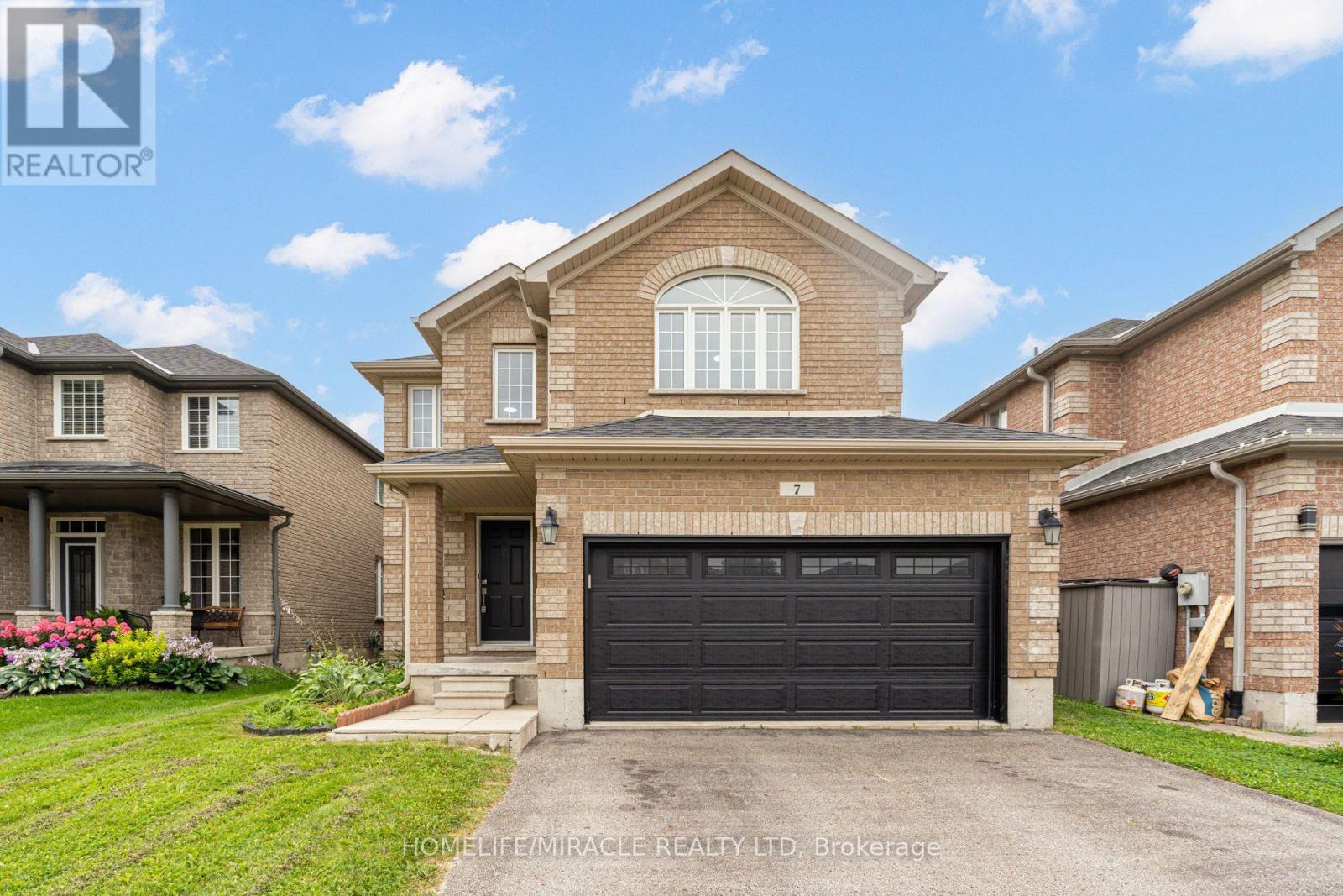 7 Empire Drive, Barrie, ON - Outdoor With Facade