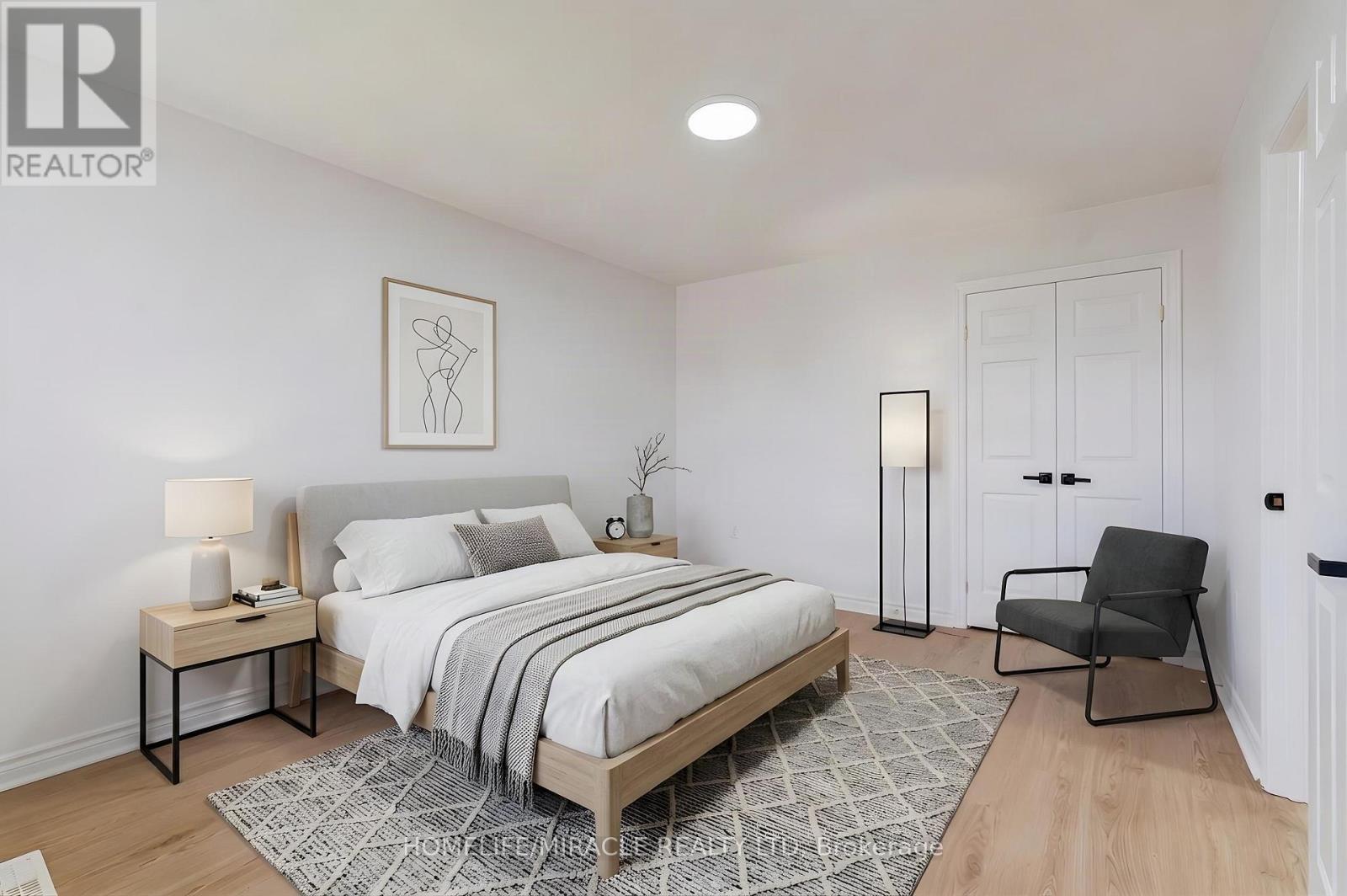 7 Empire Drive, Barrie, ON - Indoor Photo Showing Bedroom