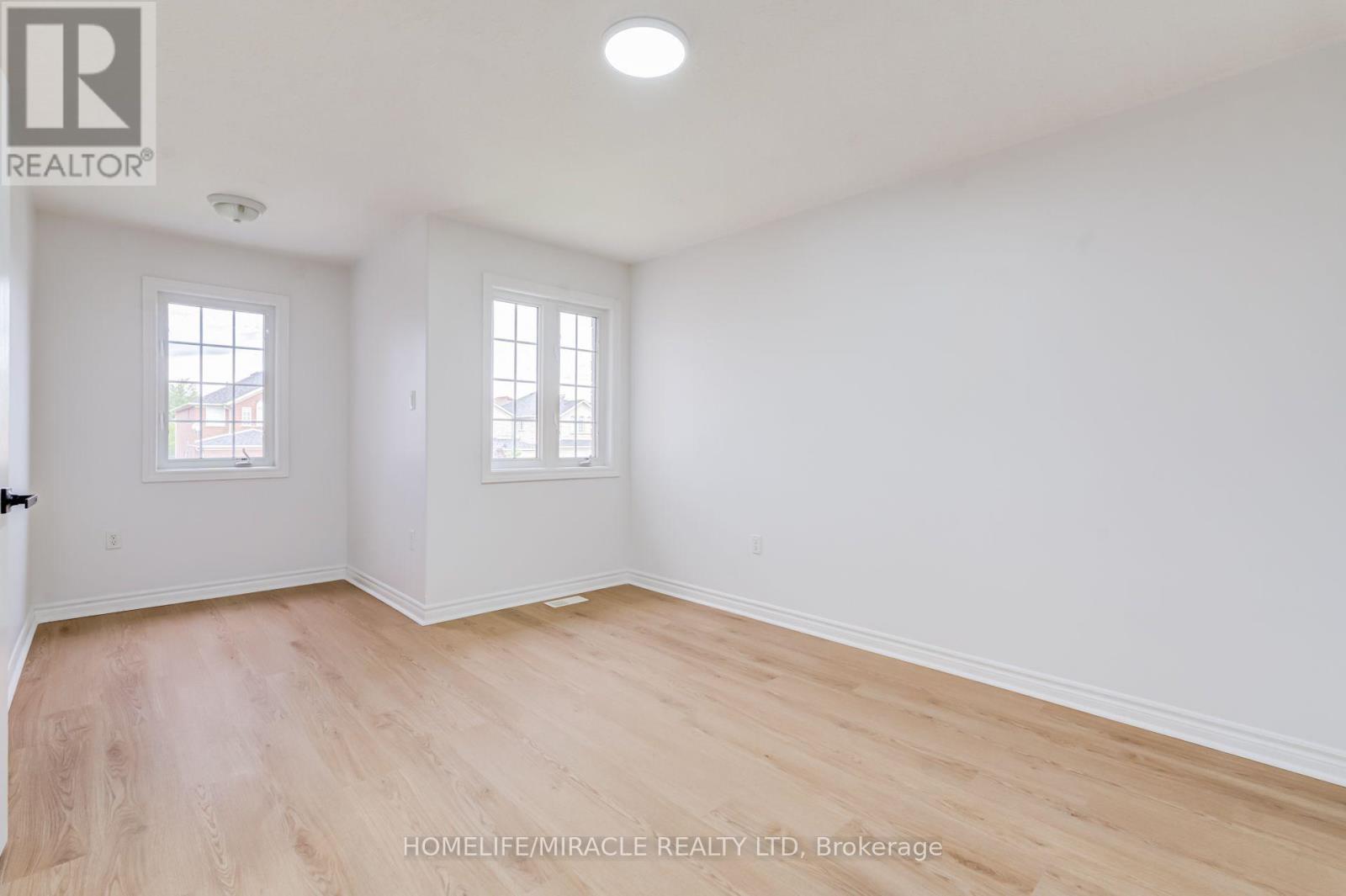 7 Empire Drive, Barrie, ON - Indoor Photo Showing Other Room