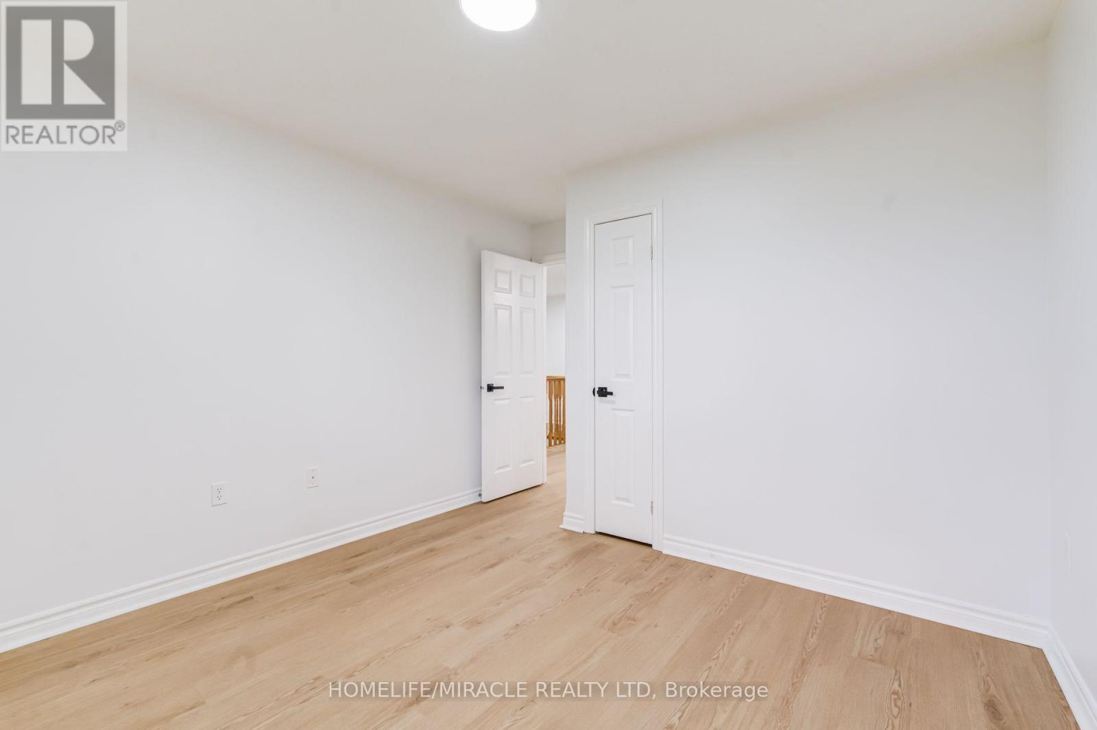 7 Empire Drive, Barrie, ON - Indoor Photo Showing Other Room