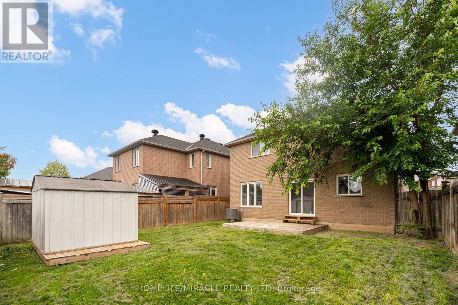 7 Empire Drive, Barrie, ON - Outdoor