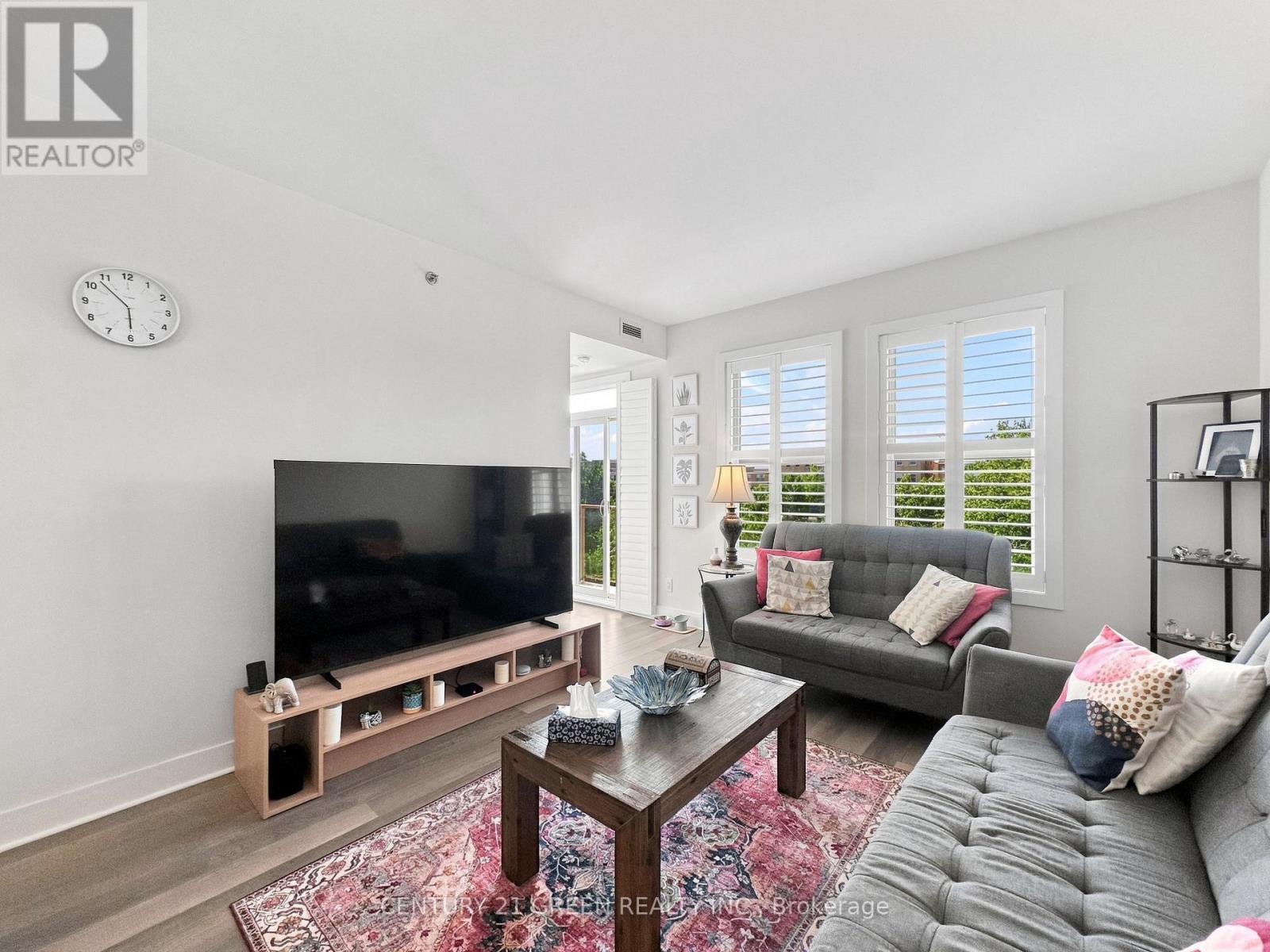 224 - 28 Prince Regent Street, Markham, ON - Indoor Photo Showing Living Room