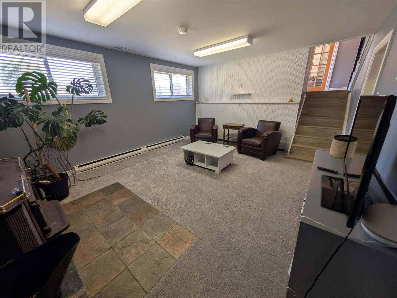 112 Superior Ave, Wawa, ON - Indoor Photo Showing Other Room