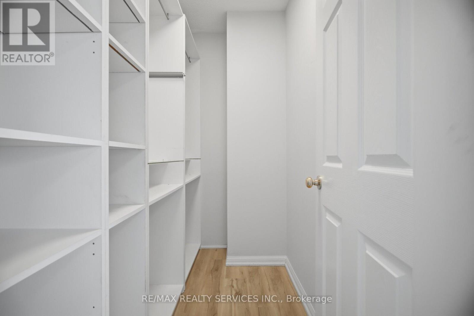 6 Viewforth Road, Brampton, ON - Indoor
