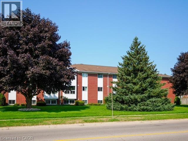 60 Donly Drive S Unit# 206, Simcoe, ON - Outdoor
