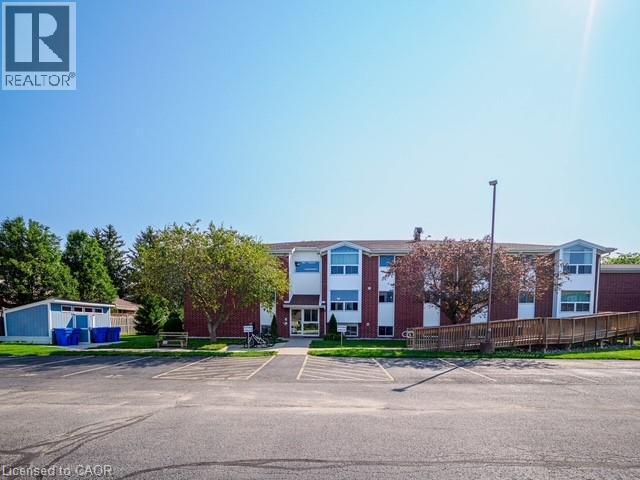 60 Donly Drive S Unit# 206, Simcoe, ON - Outdoor