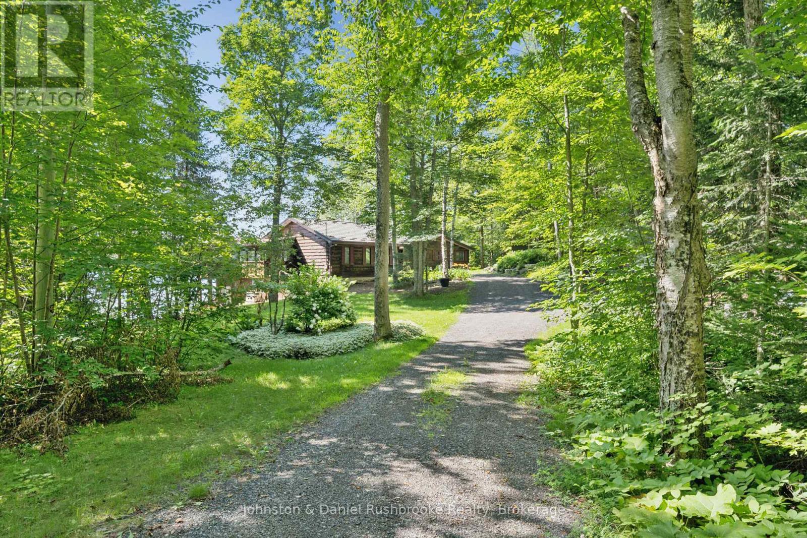 842 Emsdale Lake Road, Kearney, ON - Outdoor