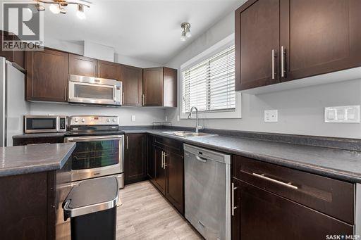 4612 Albulet Drive, Regina, SK - Indoor Photo Showing Kitchen