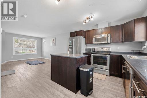 4612 Albulet Drive, Regina, SK - Indoor Photo Showing Kitchen With Stainless Steel Kitchen With Double Sink