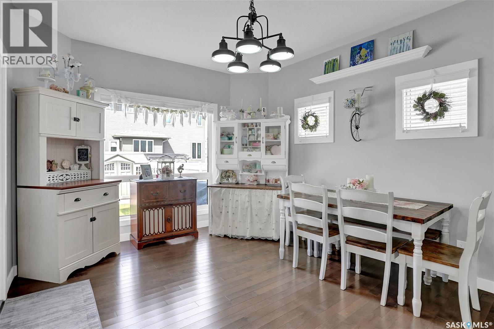 5471 Universal Crescent, Regina, SK - Indoor Photo Showing Dining Room