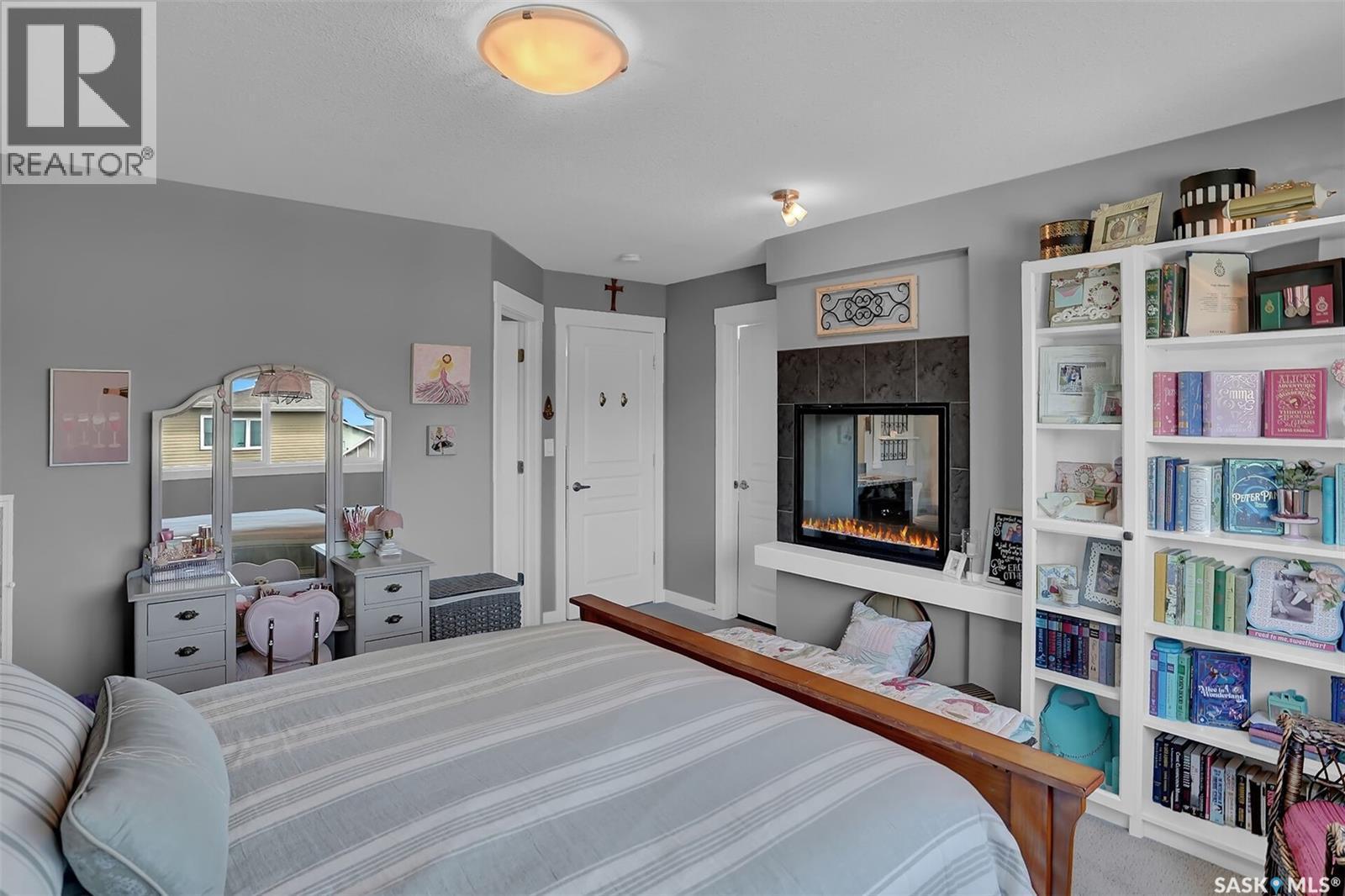 5471 Universal Crescent, Regina, SK - Indoor Photo Showing Bedroom