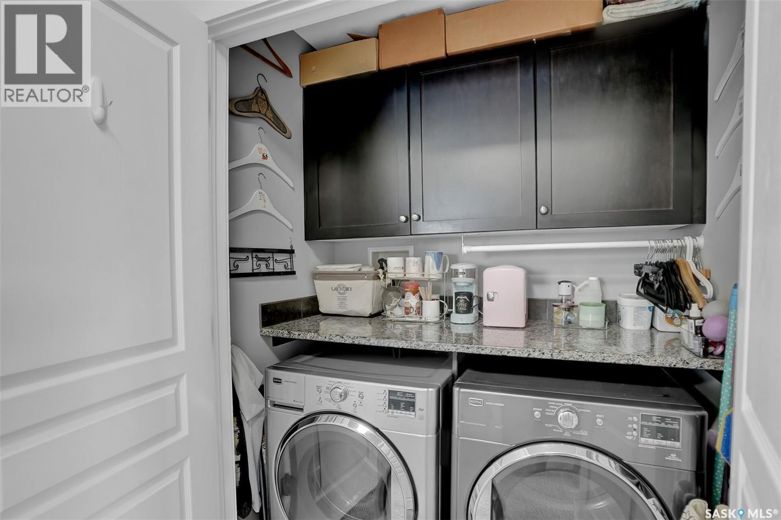 5471 Universal Crescent, Regina, SK - Indoor Photo Showing Laundry Room