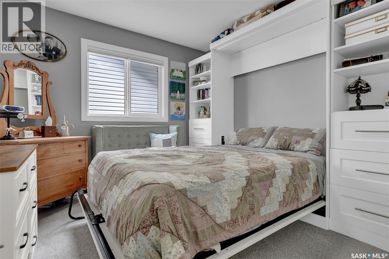 5471 Universal Crescent, Regina, SK - Indoor Photo Showing Bedroom
