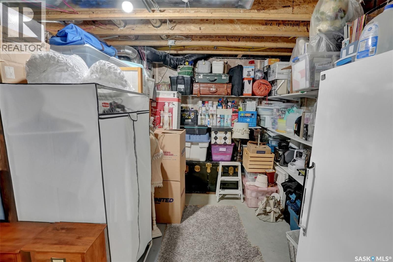 5471 Universal Crescent, Regina, SK - Indoor Photo Showing Basement