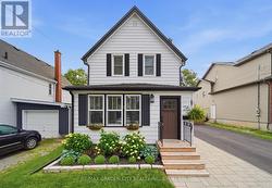 26 CARLETON STREET N Thorold (Thorold Downtown), ON L2V 2A4