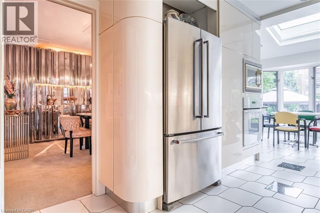 107 Bond Street S, Hamilton, ON - Indoor