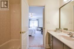 Ensuite - 