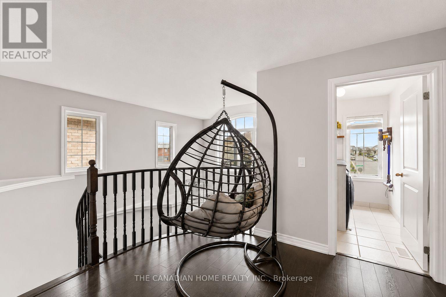 23 Chaumont Drive, Hamilton, ON - Indoor Photo Showing Other Room