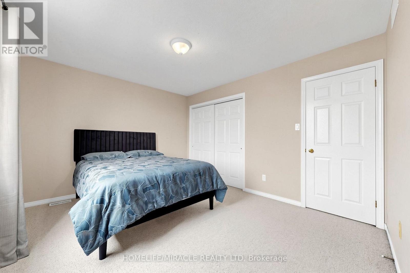 378 Mountain Laurel Crescent, Kitchener, ON - Indoor Photo Showing Bedroom