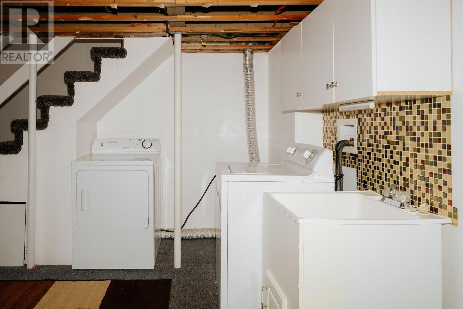 5 Alcock Crescent, Gander, NL - Indoor Photo Showing Laundry Room