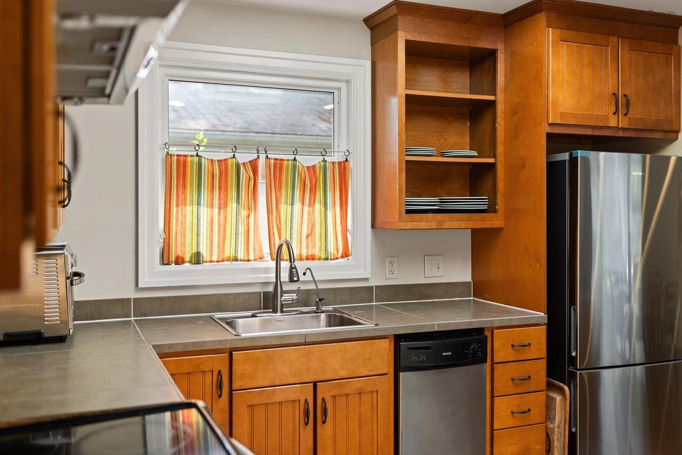 20 Kirk Road, Halifax, NS - Indoor Photo Showing Kitchen With Double Sink