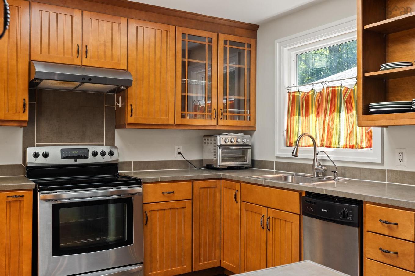 20 Kirk Road, Halifax, NS - Indoor Photo Showing Kitchen With Double Sink