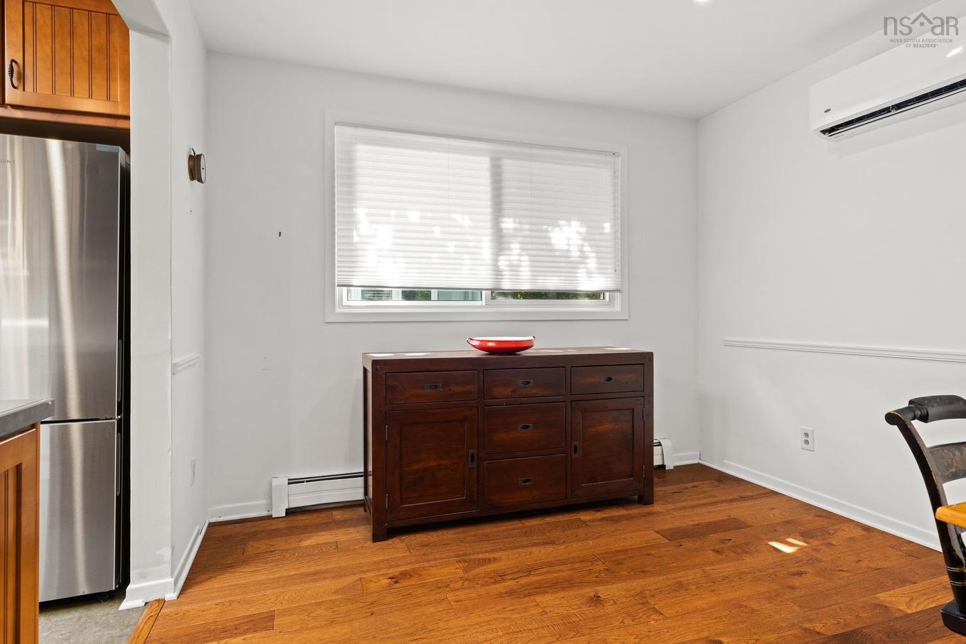 20 Kirk Road, Halifax, NS - Indoor
