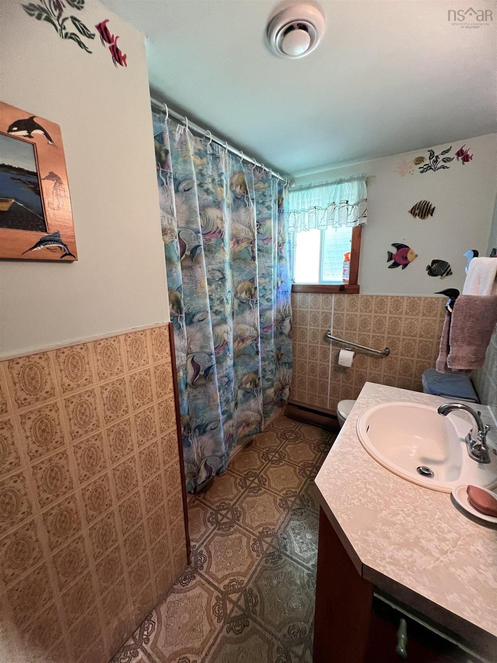 3515 Highway 3, East Chester, NS - Indoor Photo Showing Bathroom