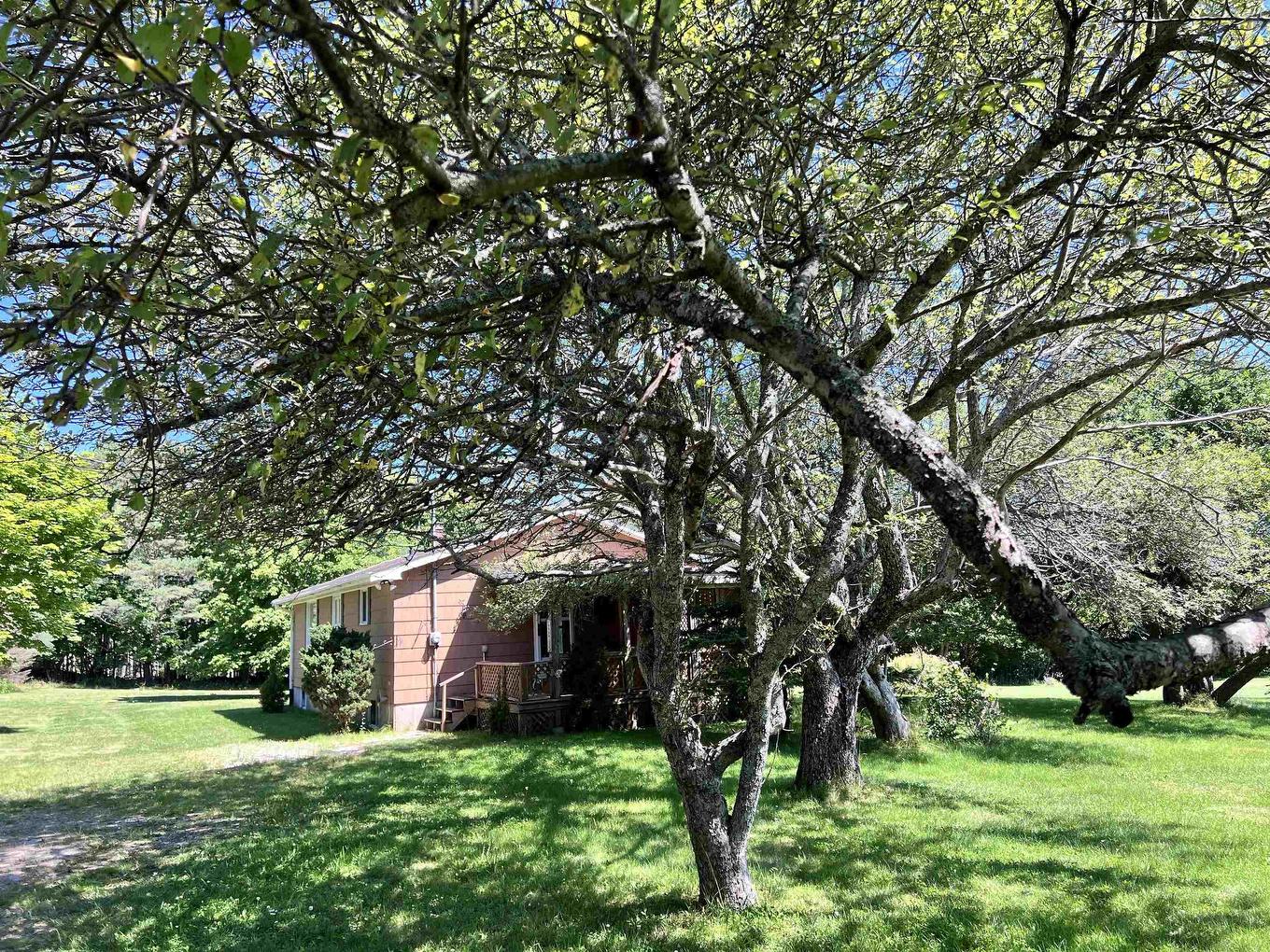 3515 Highway 3, East Chester, NS - Outdoor