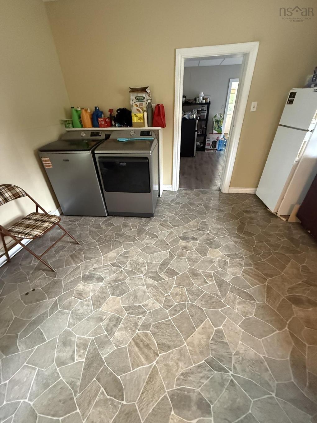 34 Hawthorne Street, Antigonish, NS - Indoor Photo Showing Laundry Room