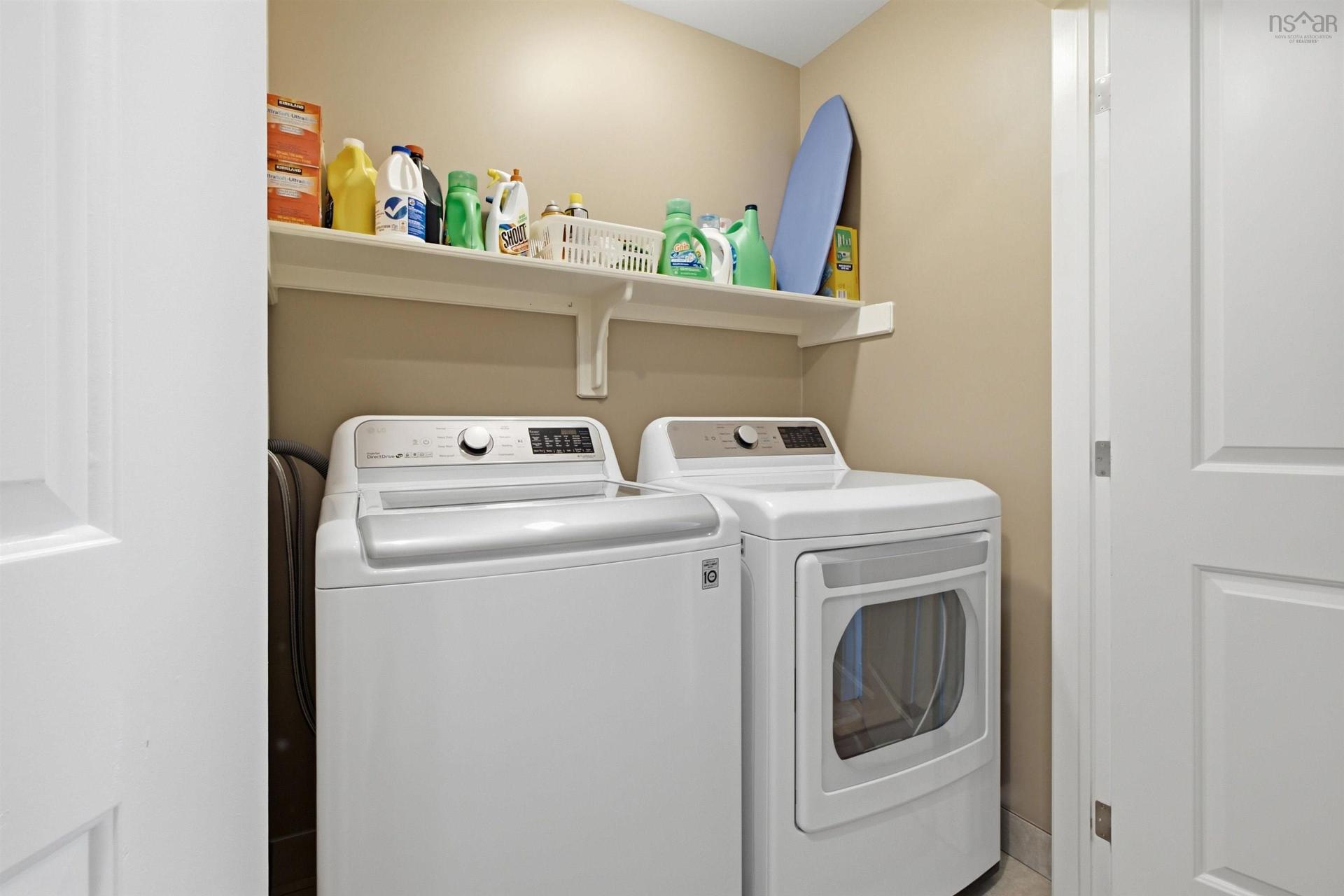 30 Outrigger Crescent, Halifax, NS - Indoor Photo Showing Laundry Room