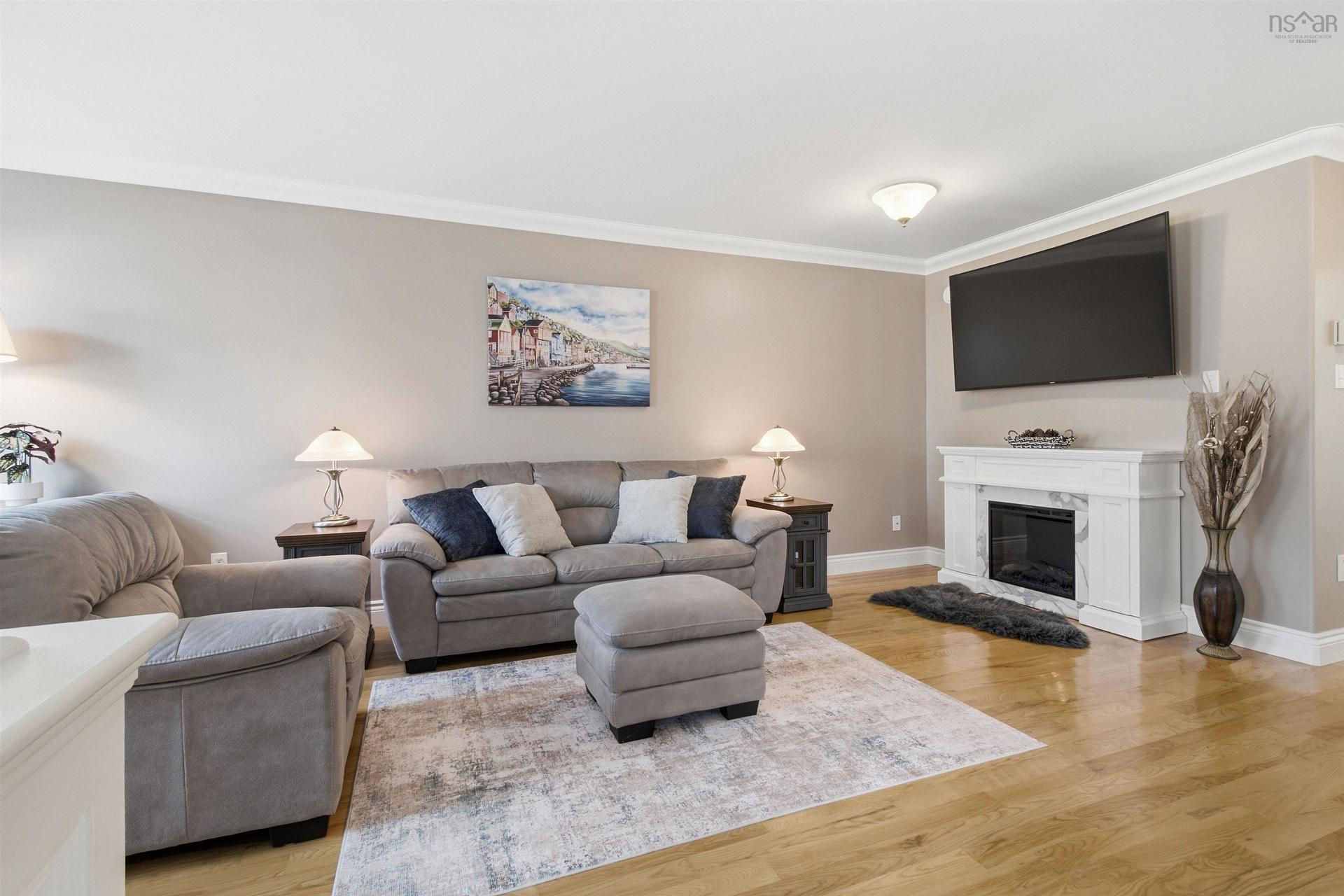 30 Outrigger Crescent, Halifax, NS - Indoor Photo Showing Living Room With Fireplace