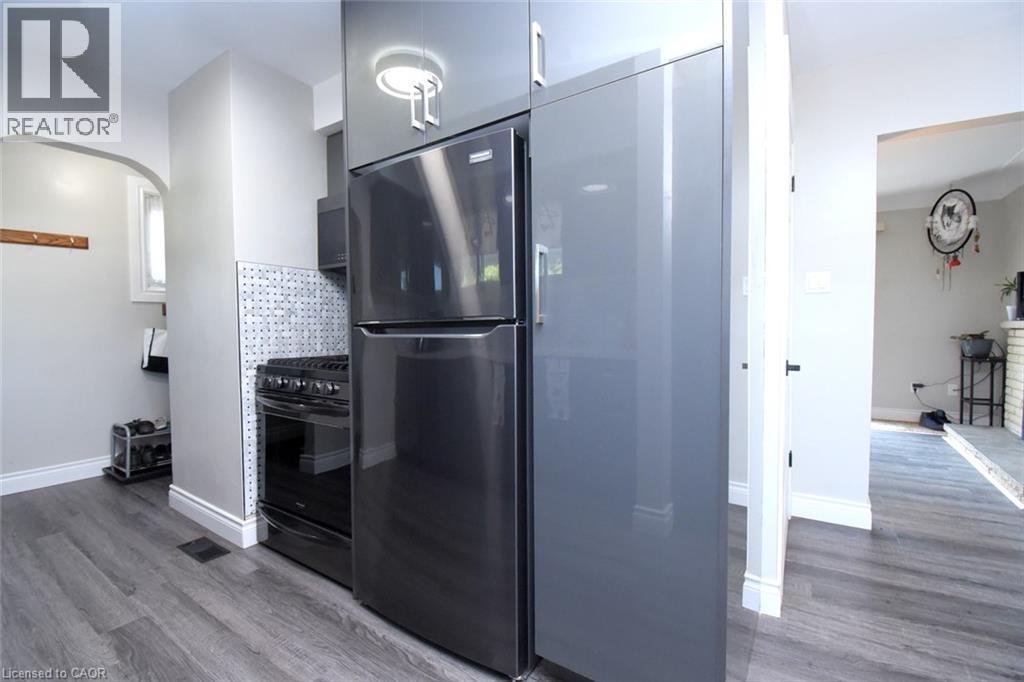 57 East 31St Street, Hamilton, ON - Indoor