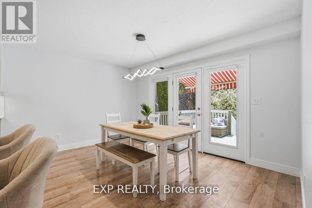 29 Augusta Crescent, St. Thomas, ON - Indoor Photo Showing Dining Room