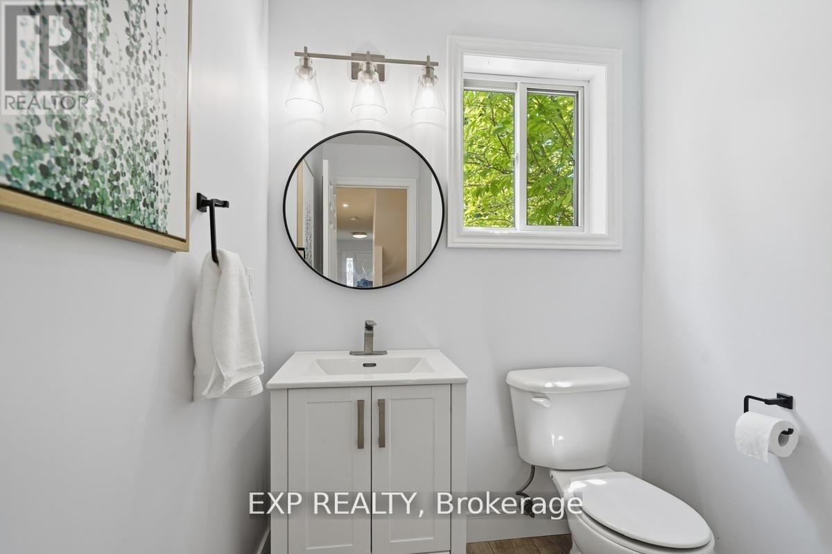 29 Augusta Crescent, St. Thomas, ON - Indoor Photo Showing Bathroom