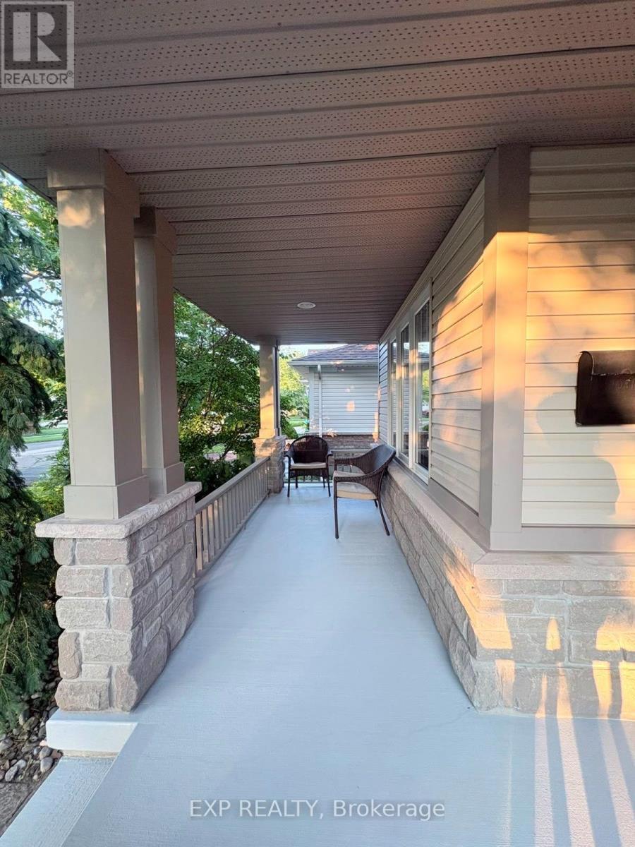 29 Augusta Crescent, St. Thomas, ON - Outdoor With Exterior