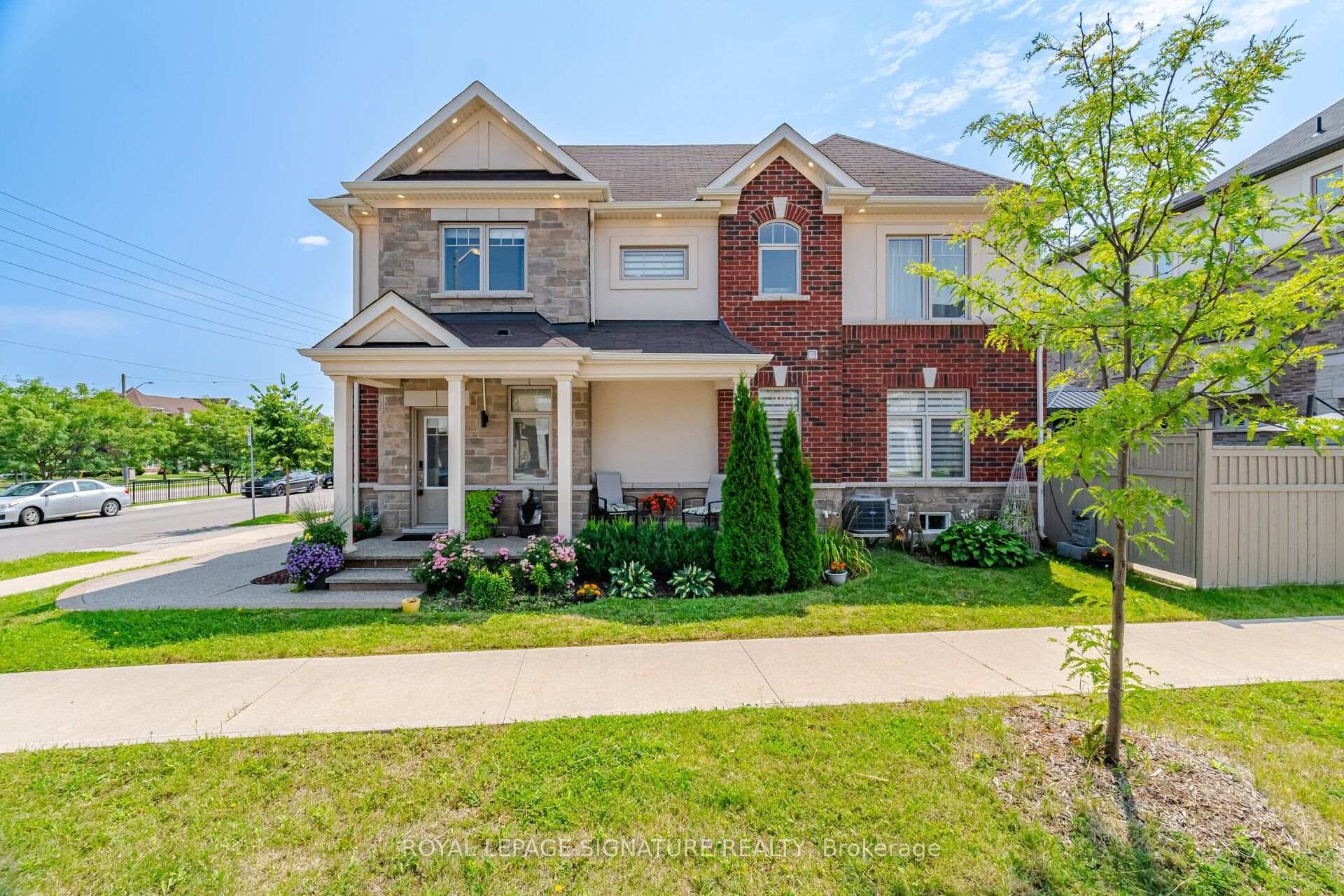3839 Tufgar Crescent, Burlington, ON - Outdoor With Facade