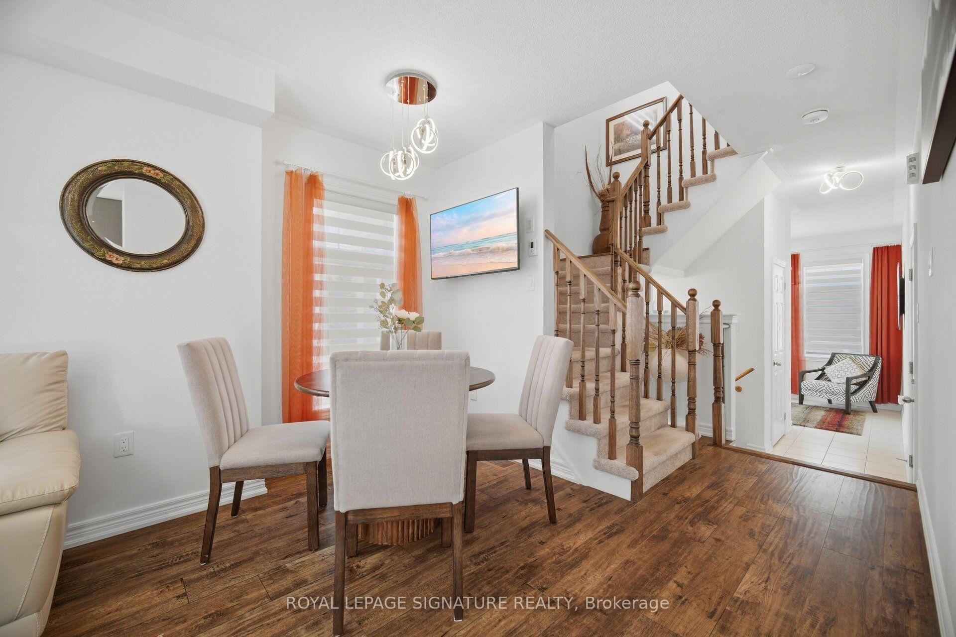 3839 Tufgar Crescent, Burlington, ON - Indoor Photo Showing Dining Room