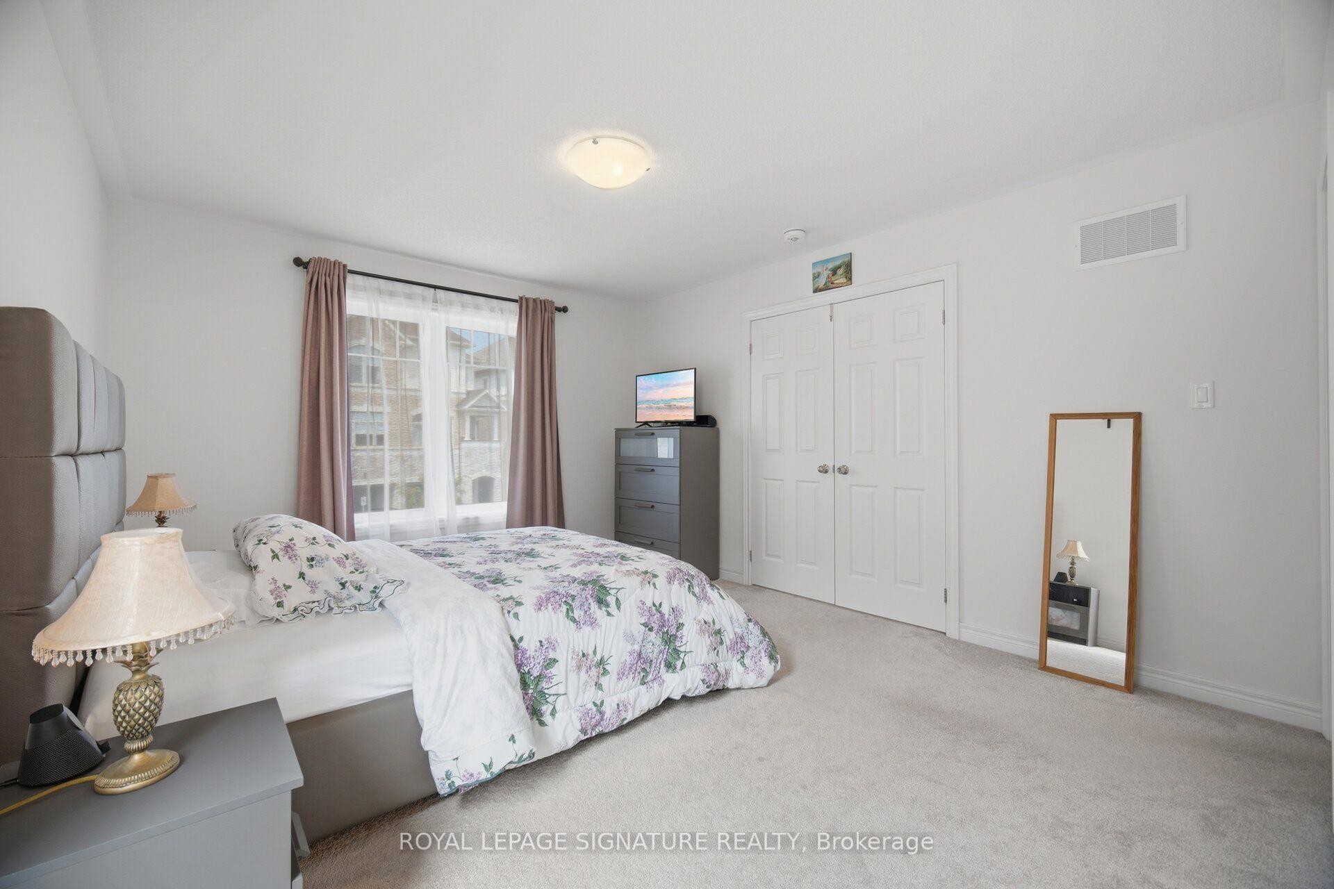3839 Tufgar Crescent, Burlington, ON - Indoor Photo Showing Bedroom