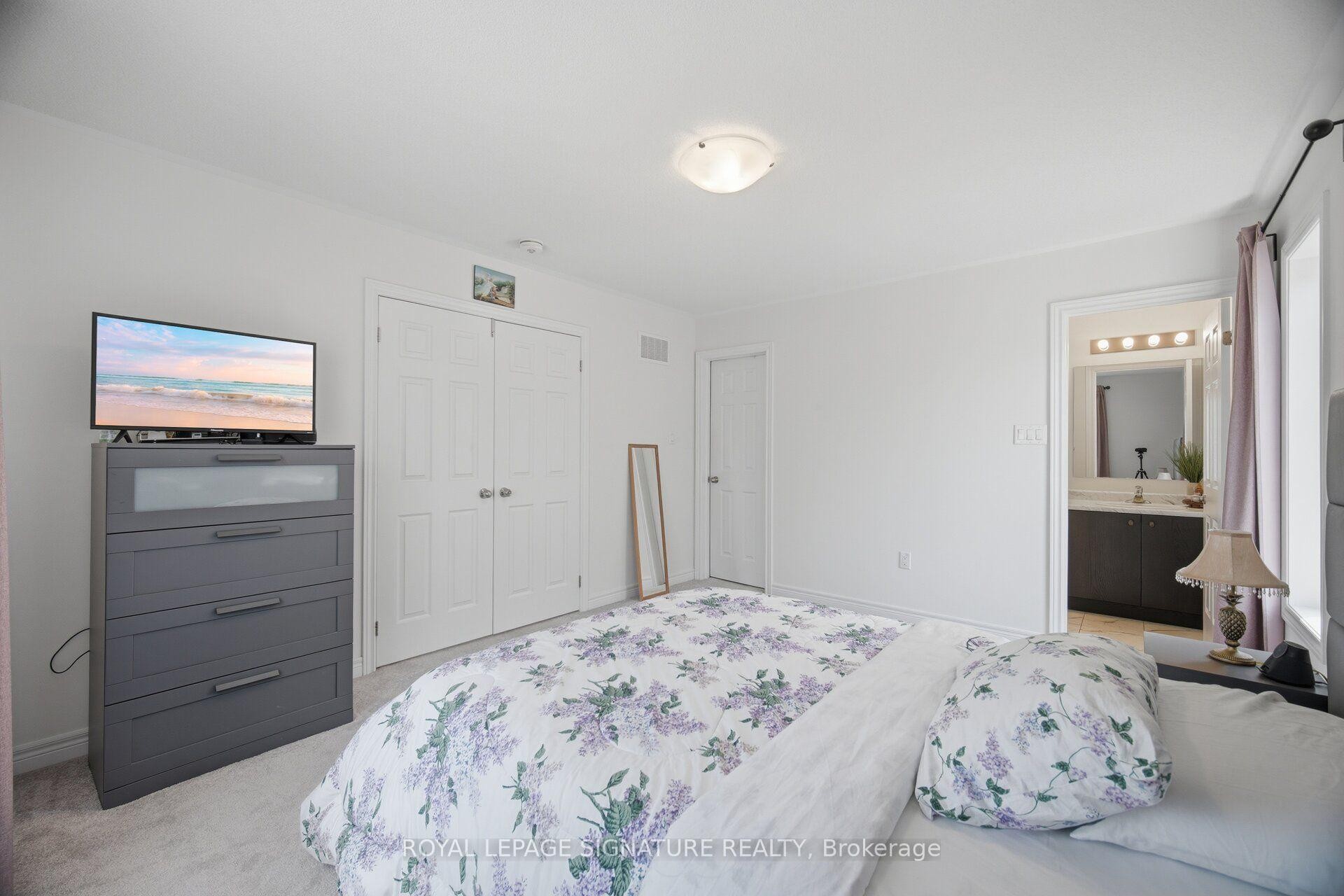3839 Tufgar Crescent, Burlington, ON - Indoor Photo Showing Bedroom