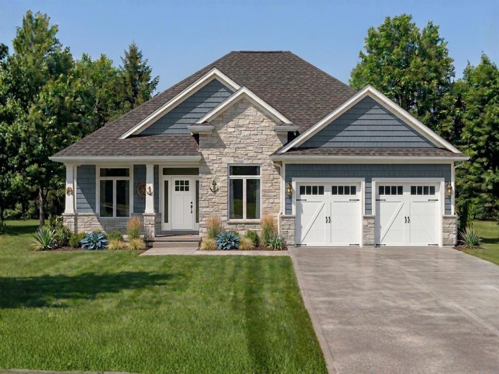 3516 Kawartha Drive, Plympton-Wyoming, ON - Outdoor With Facade